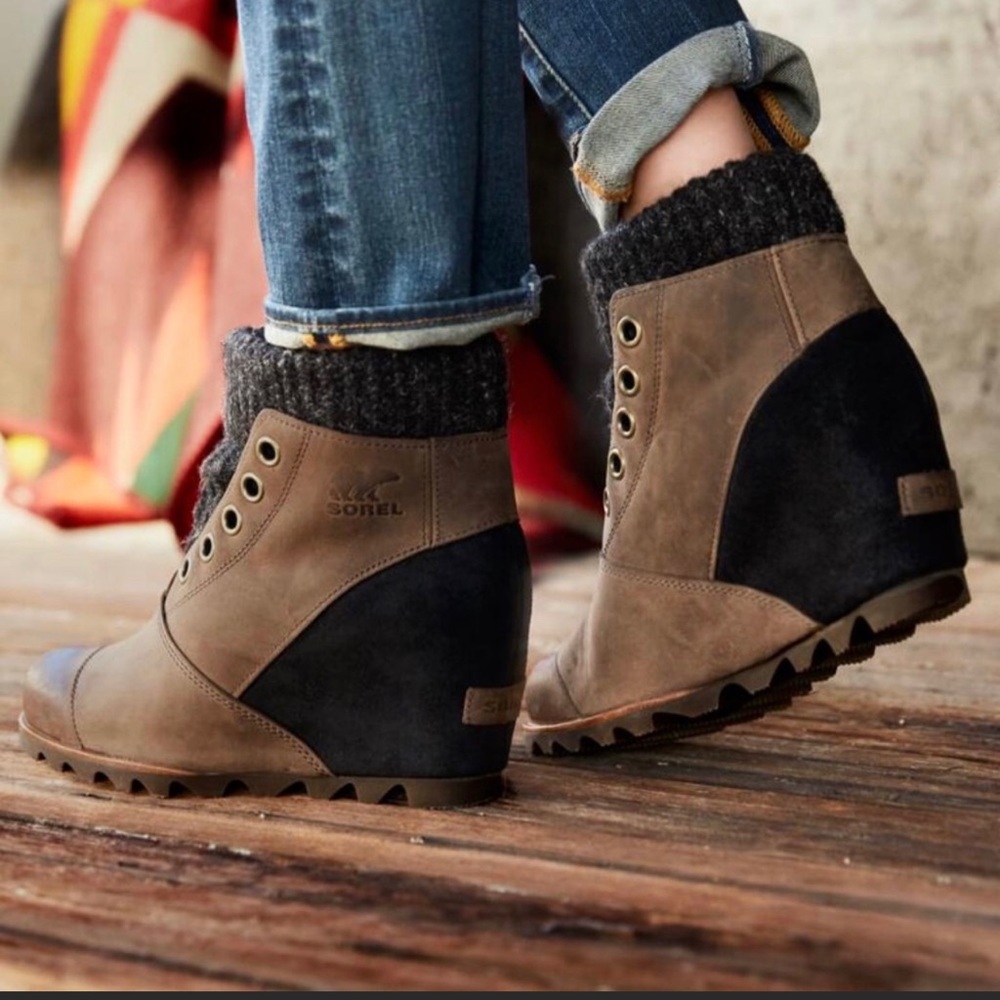 Sorel Women's Ankle Boots in Brown and Black